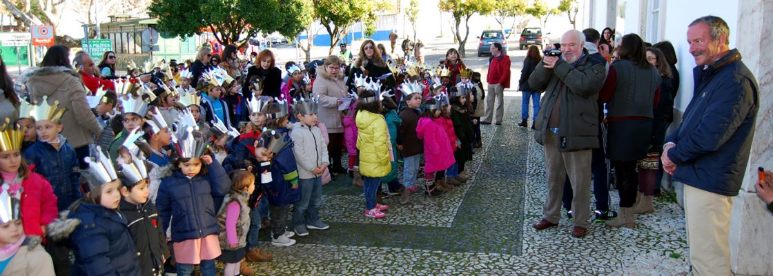 Alunos de Borba cantaram as janeiras