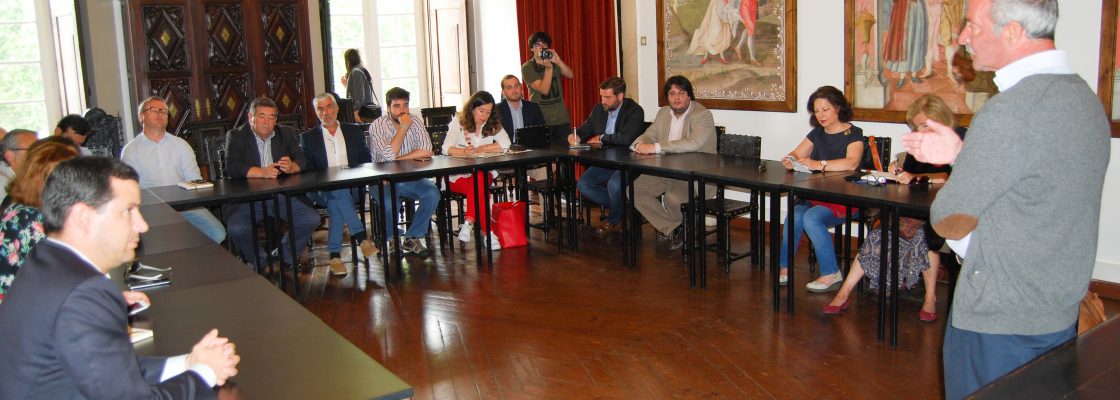Concelho de Borba recebeu deputados socialistas