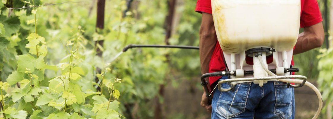 Aplicação de produtos fitofármacos