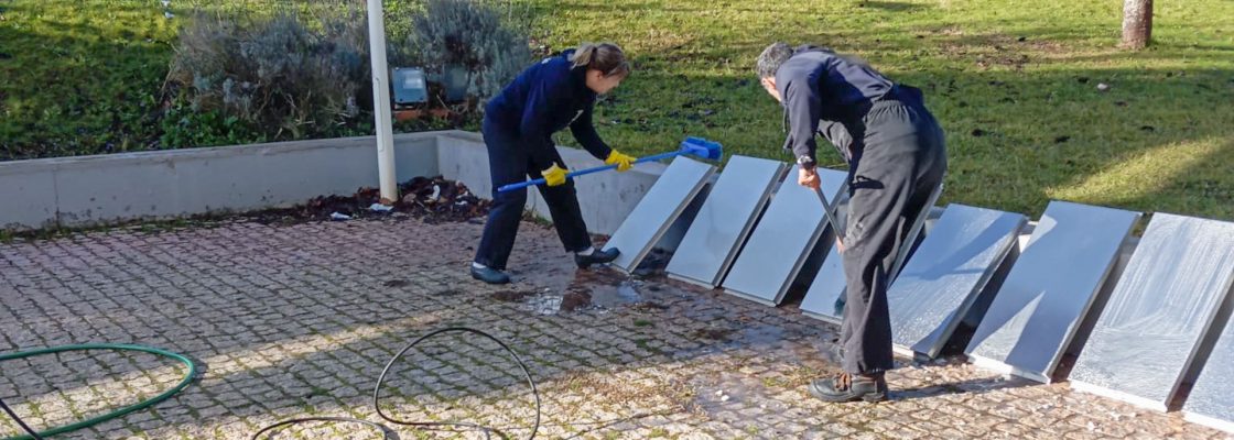 Manutenção de condutas e tubagens na escola e Pavilhão de Eventos
