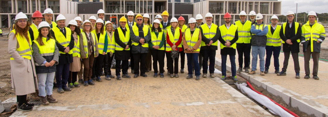 Presidente da Câmara de Borba visita obra Hospital Central do Alentejo
